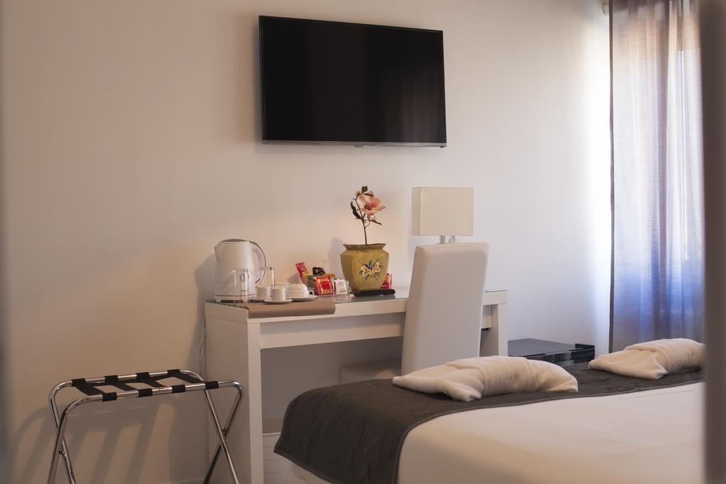 Saint Peter's Luxury Domus Guest house