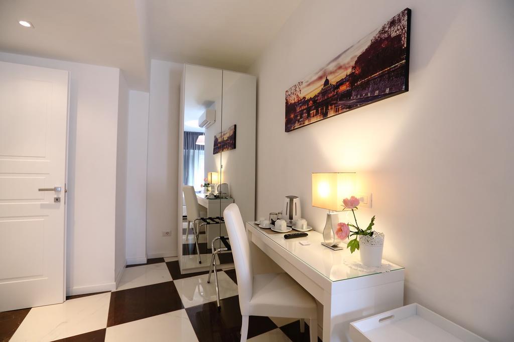 Guest house Saint Peter's Luxury Domus Rome