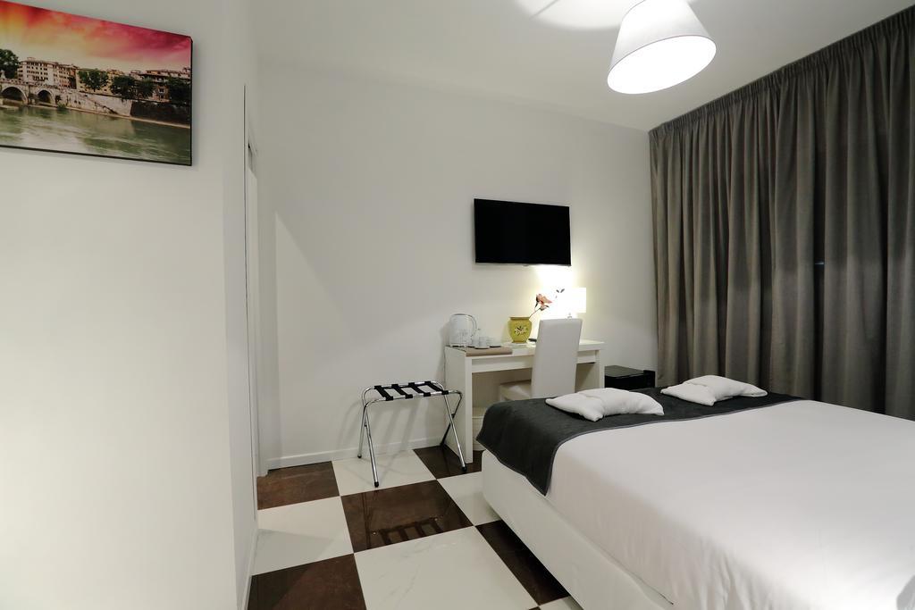 Saint Peter's Luxury Domus Guest house *